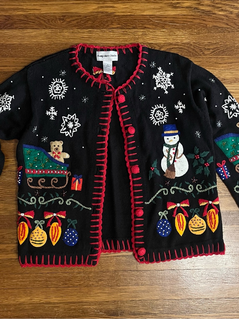 Vtg Christmas sweater S Hampshire 90s teacher ugly embroidery kitsch chunky